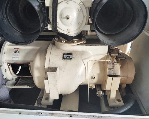 登?？諌簷C主機機頭大修